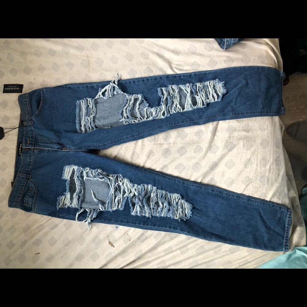 Shredded fashion nova jeans